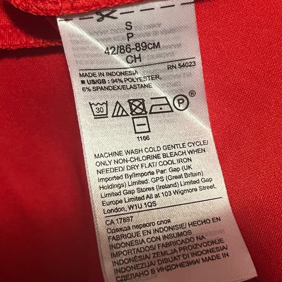 Banana Republic Red Short Sleeve Peplum Top - Picture 8 of 10